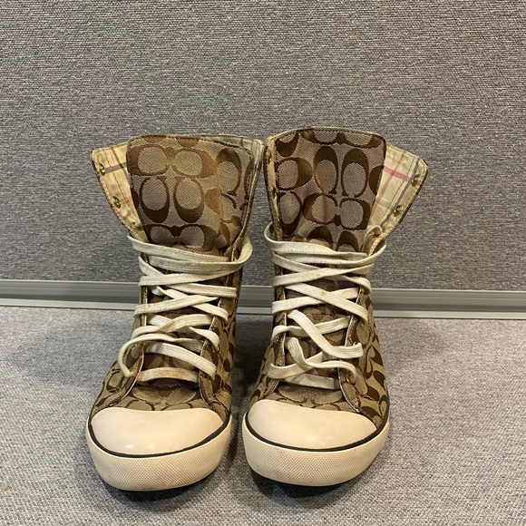 Coach Signature Hi-Top Sneakers Size 10 - Picture 2 of 8